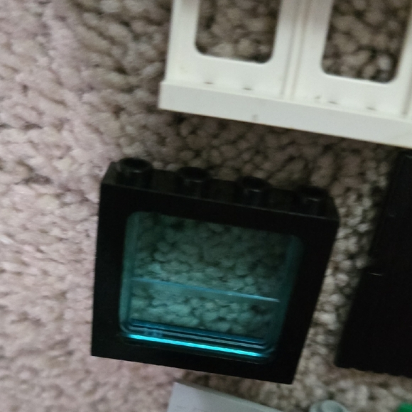 LEGO Door/Frame/Window Building Set-Green/Black/White/Gray Elements - Picture 8 of 13